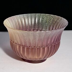 Vintage CHINESE GLASS / Small CHRYSANTHEMUM BOWL / Multicolor With MICRO BUBBLES